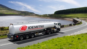 Idemitsu Oil Truck